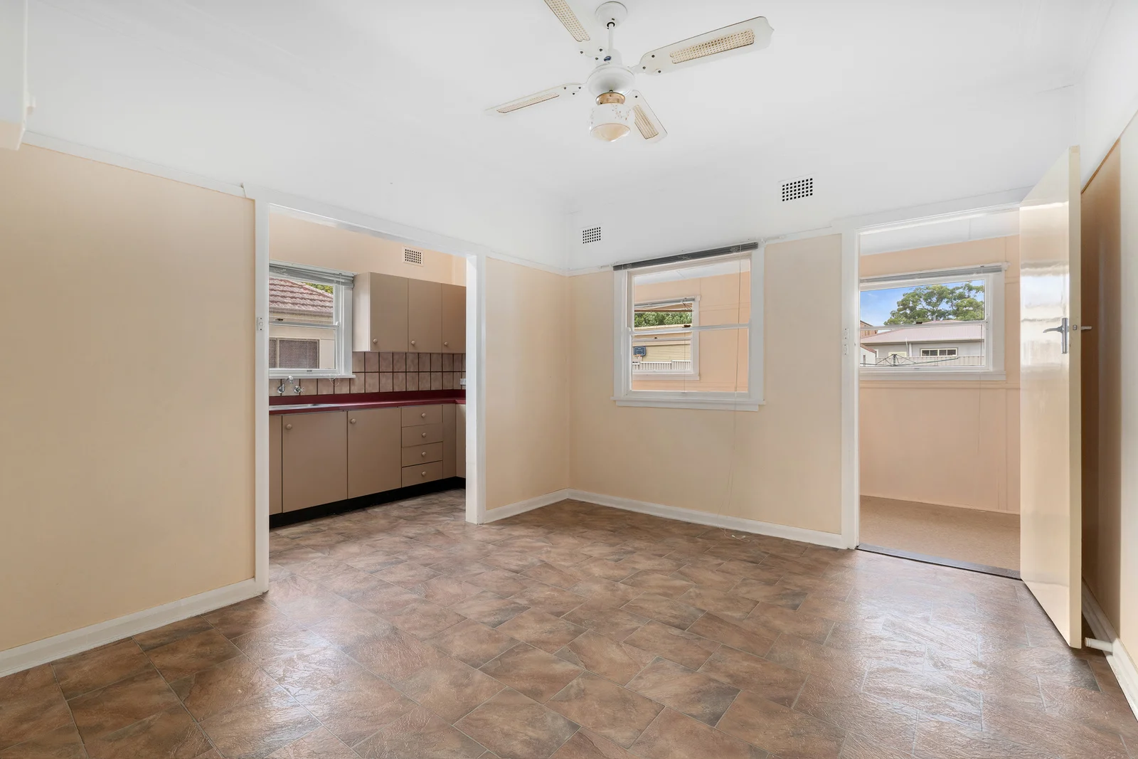 Additional image 3 of 19 Parmal Avenue, Padstow NSW 2211