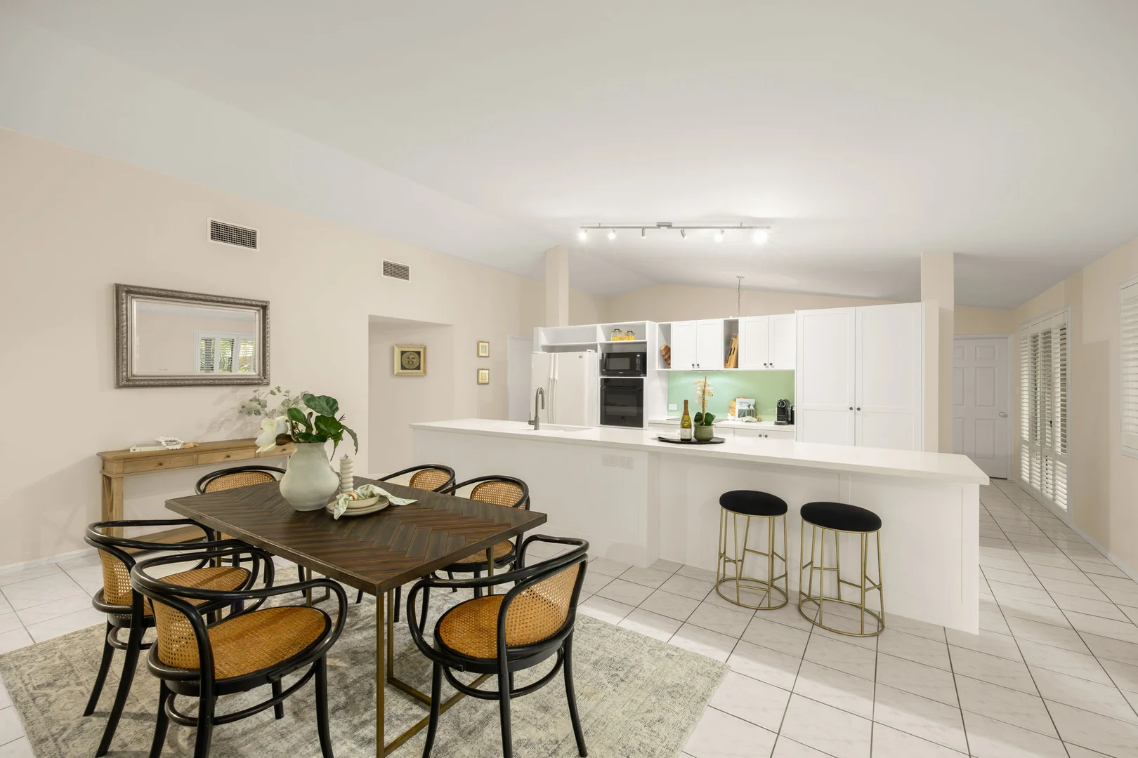 Additional image 5 of 11 Roberts Court, Brookfield QLD 4069