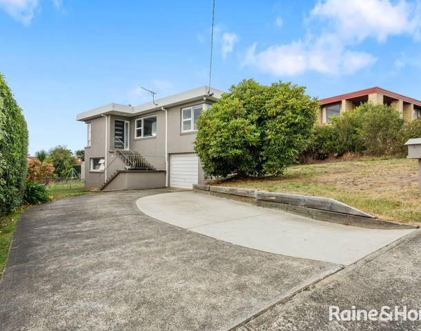 10 Carinya Street, Blackmans Bay TAS 7052