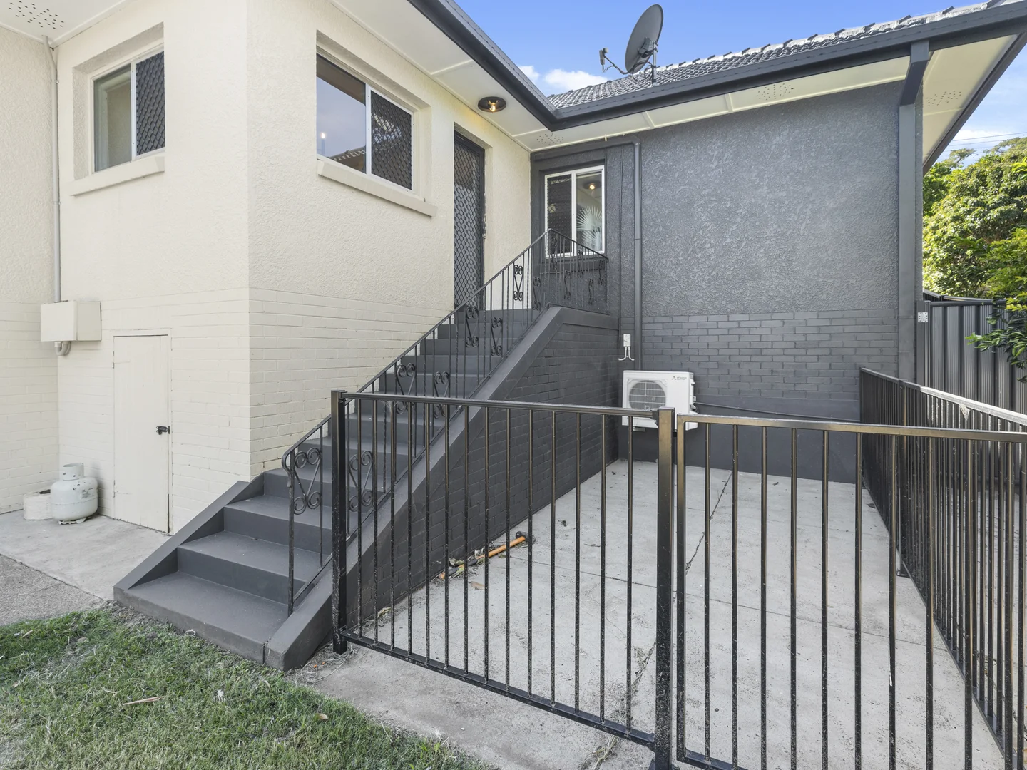 Image 19