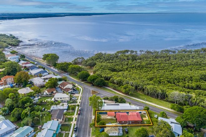 Picture of 9 Seaview Parade, DECEPTION BAY QLD 4508