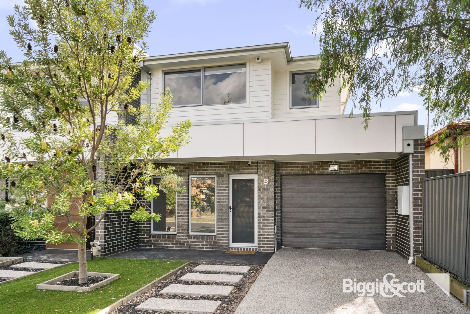 3 bedrooms House in 8 Creswick Street LAVERTON VIC, 3028