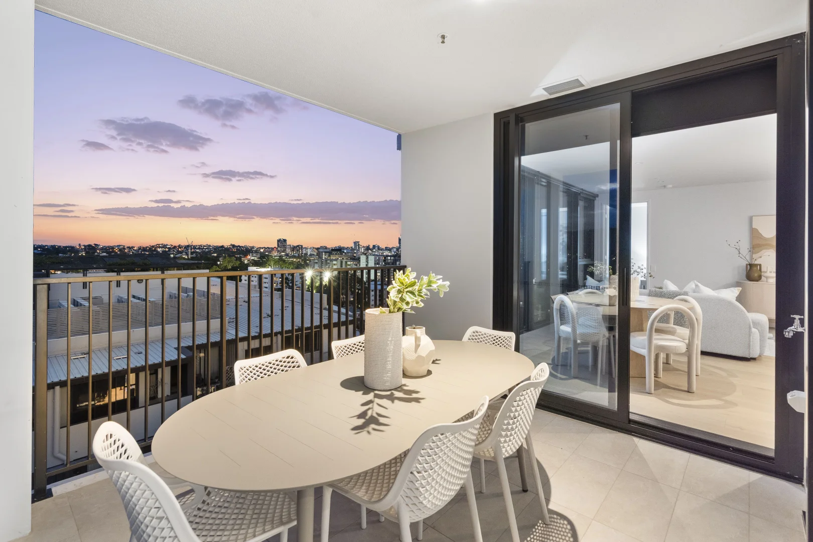 Additional image 7 of 1207/28 Lissner St, Toowong QLD 4066