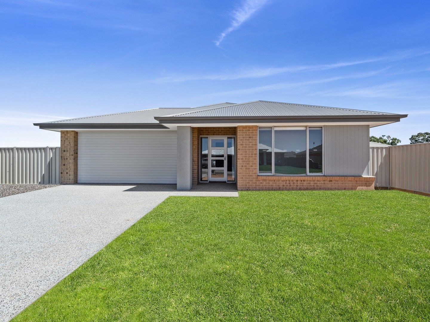 31 Hadley Street, Tocumwal NSW 2714, Image 0