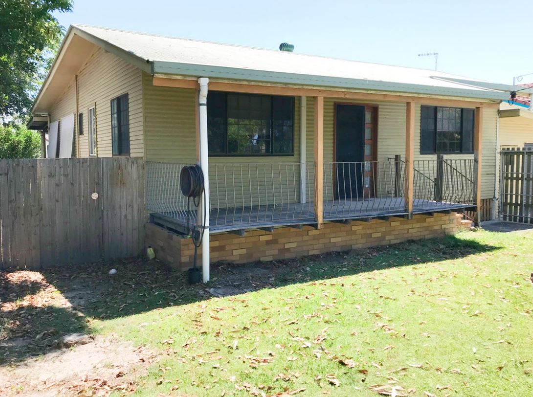 3 bedrooms House in 8 Apex Avenue KIPPA-RING QLD, 4021