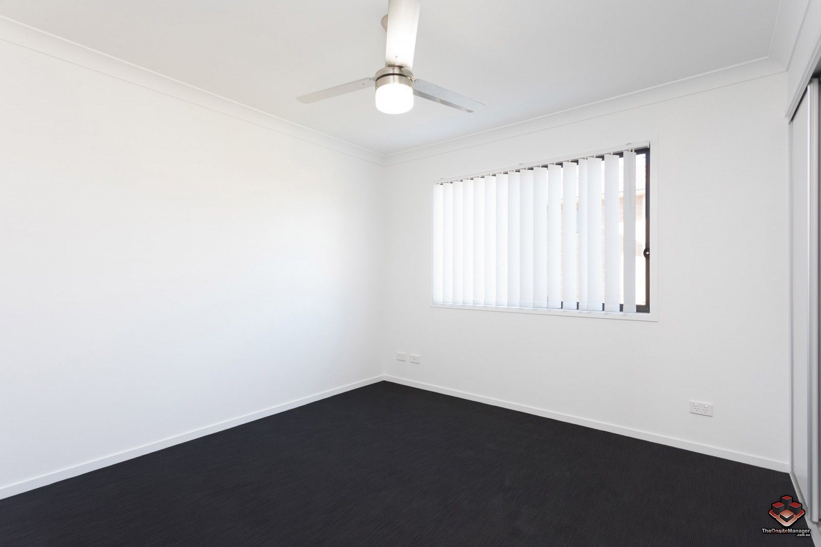 4 bedrooms Townhouse in 6/6 Stay Place CARSELDINE QLD, 4034