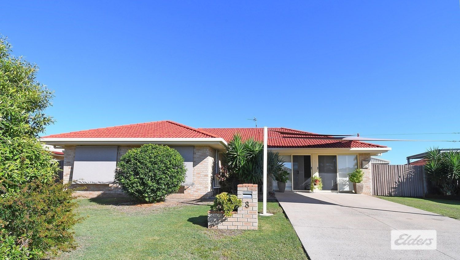 8 Lambour Court, Point Vernon QLD 4655, Image 1