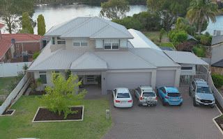 37 Southpointe Crescent, Ballajura WA 6066, Image 2