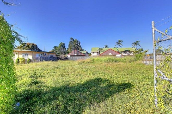 Picture of 72 Abbott Street, OONOONBA QLD 4811