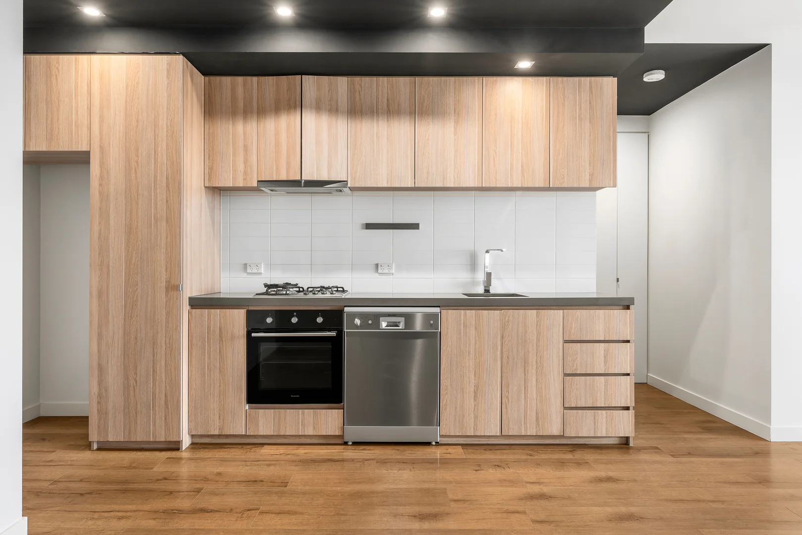 Additional image 3 of 608/90 Buckley Street, Footscray VIC 3011