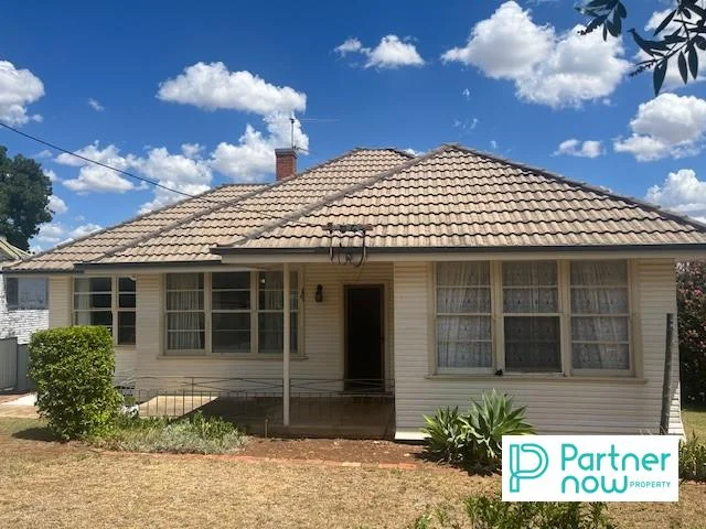1 Lancaster Avenue, Tamworth NSW 2340
