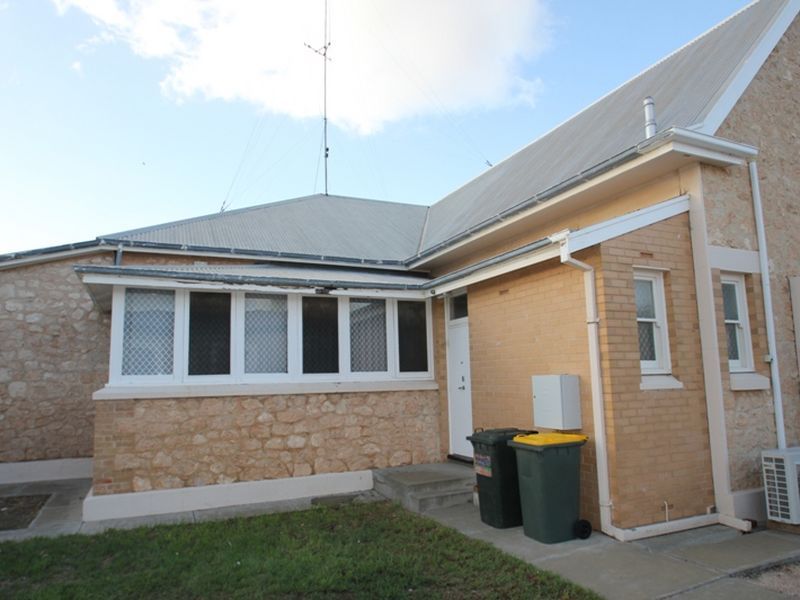 42-44 George Street, Moonta SA 5558, Image 1