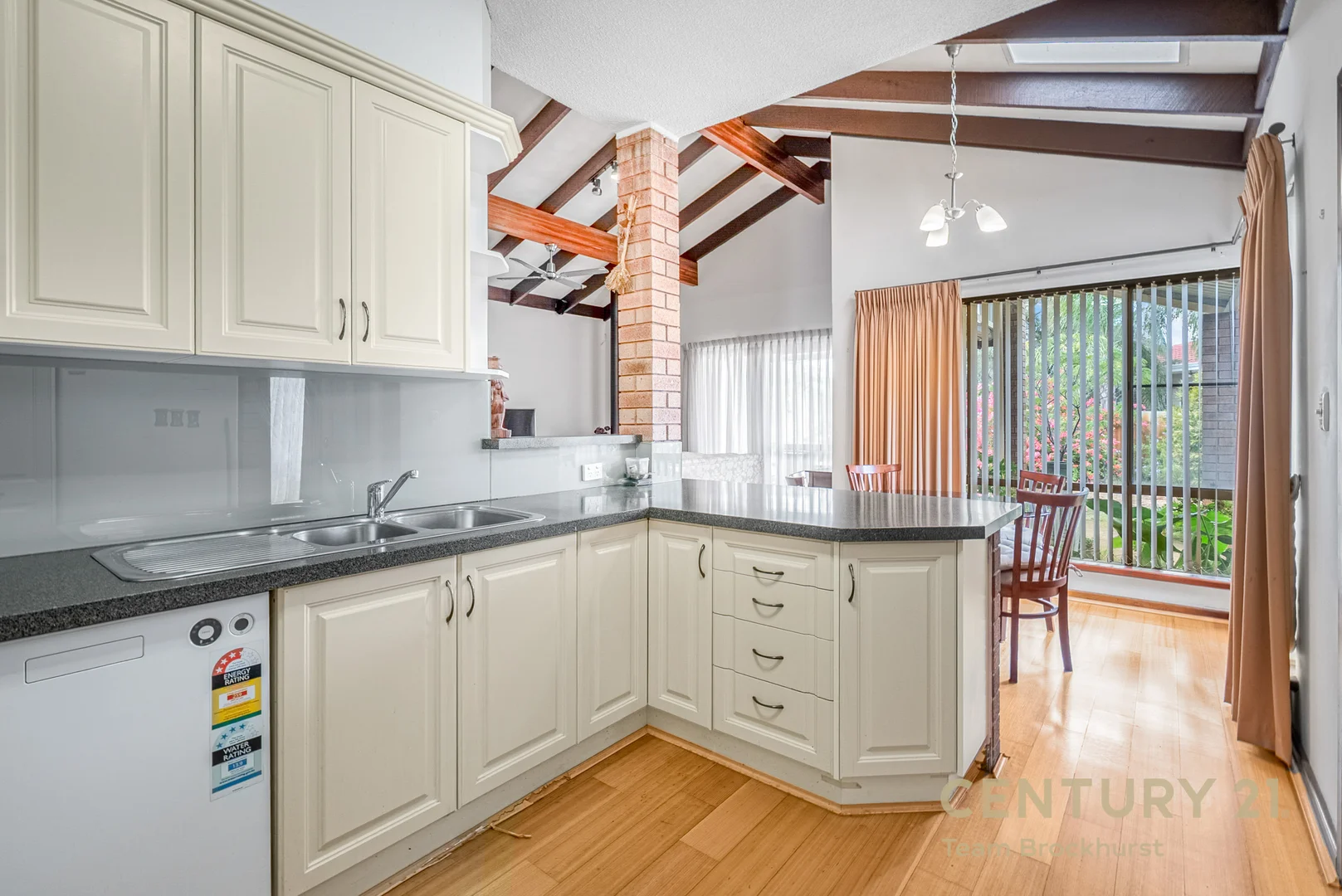 Additional image 13 of 53 Nolan Way, Bateman WA 6150