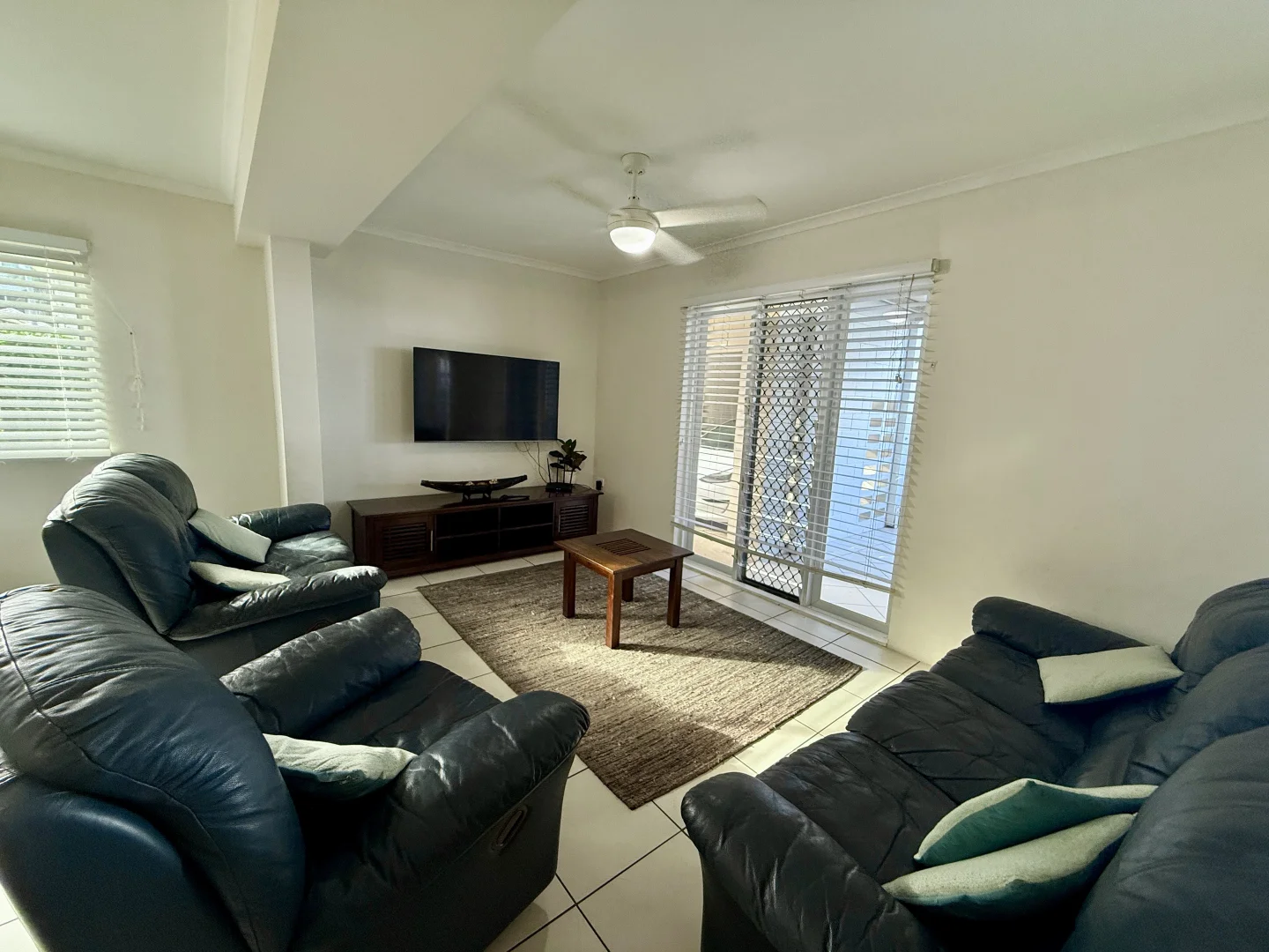 Additional image 3 of 1/25 Vasey Esplanade, Trinity Beach QLD 4879