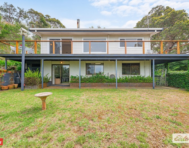 11 Robin Street, Lakes Entrance VIC 3909