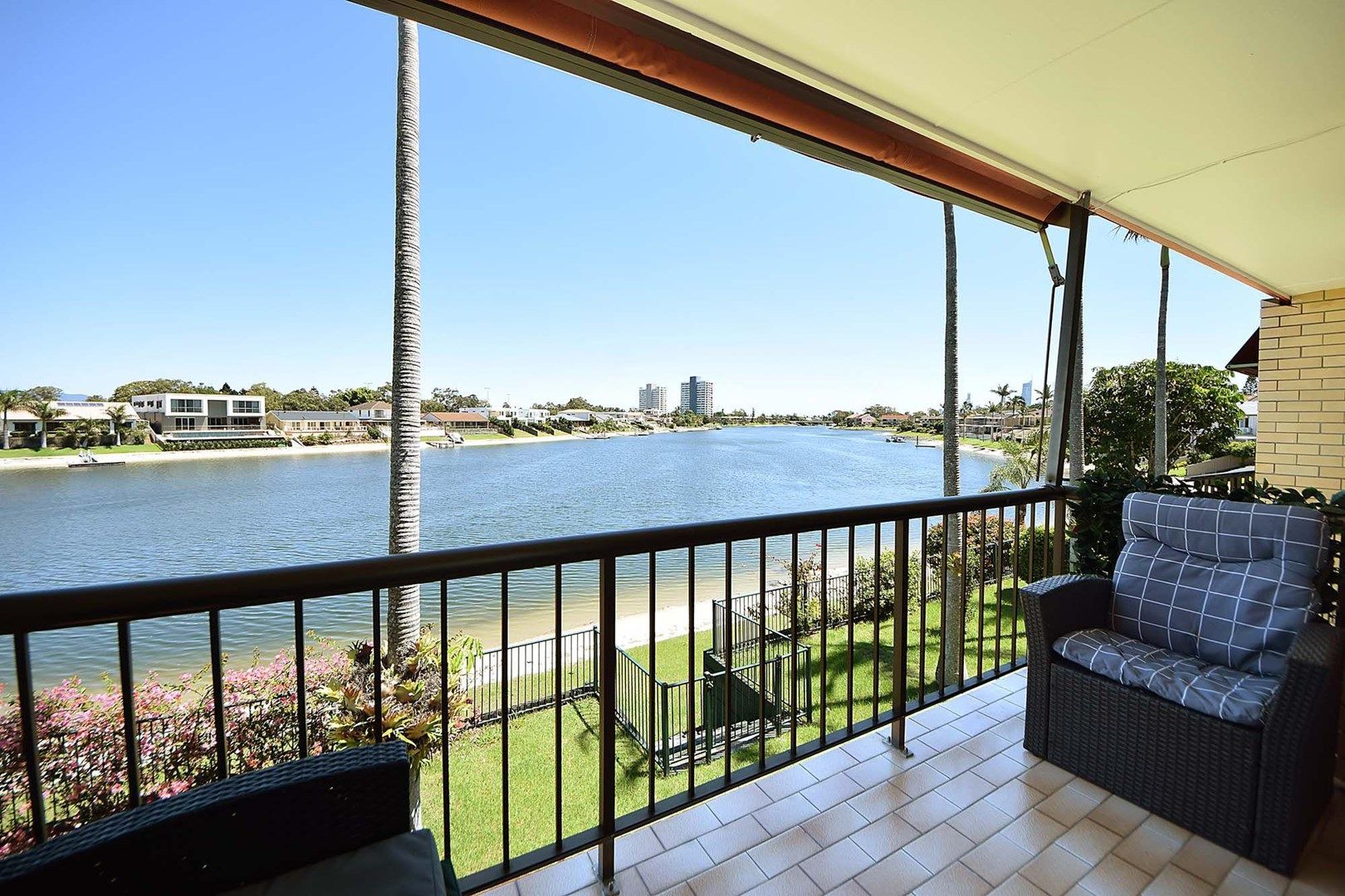 5/4 Aquila Court, Mermaid Waters QLD 4218, Image 0