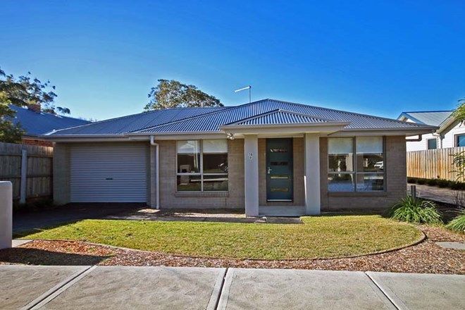 Picture of 18B Park Street, SEAFORD VIC 3198