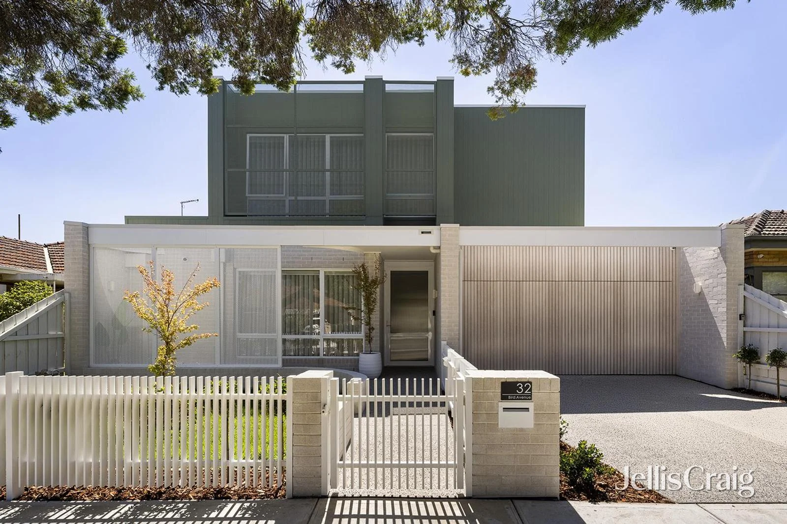 32 Bird Avenue, Northcote VIC 3070