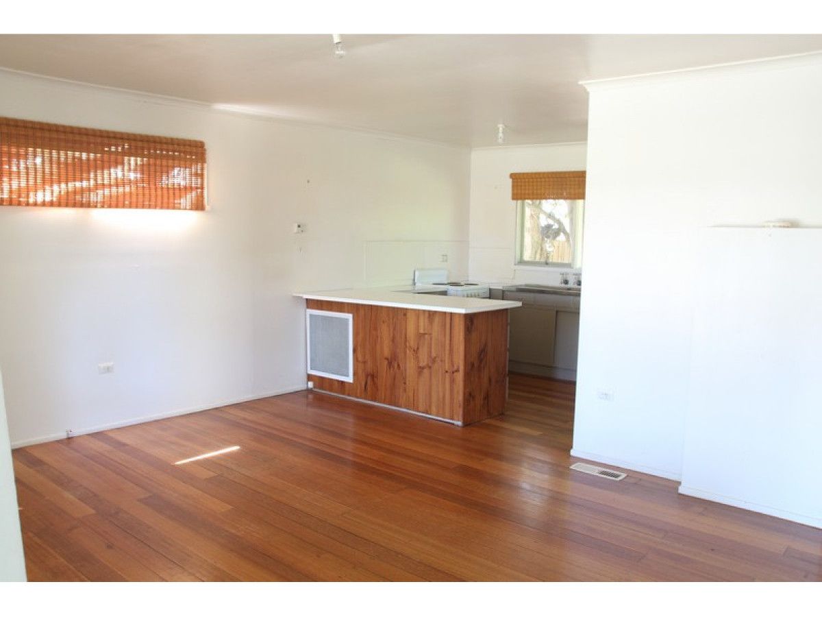 15 Clyde Road, Safety Beach VIC 3936, Image 2