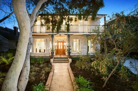 5 bedrooms House in 25 Service Street HAMPTON VIC, 3188