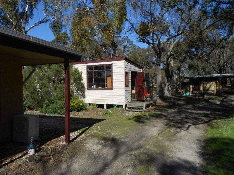 94 Dreamers Hill Rd, Linton VIC 3360, Image 1
