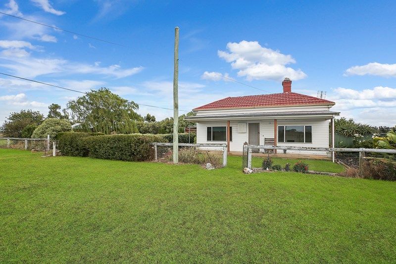 3 bedrooms House in 5 Eurack Rd BEEAC VIC, 3251