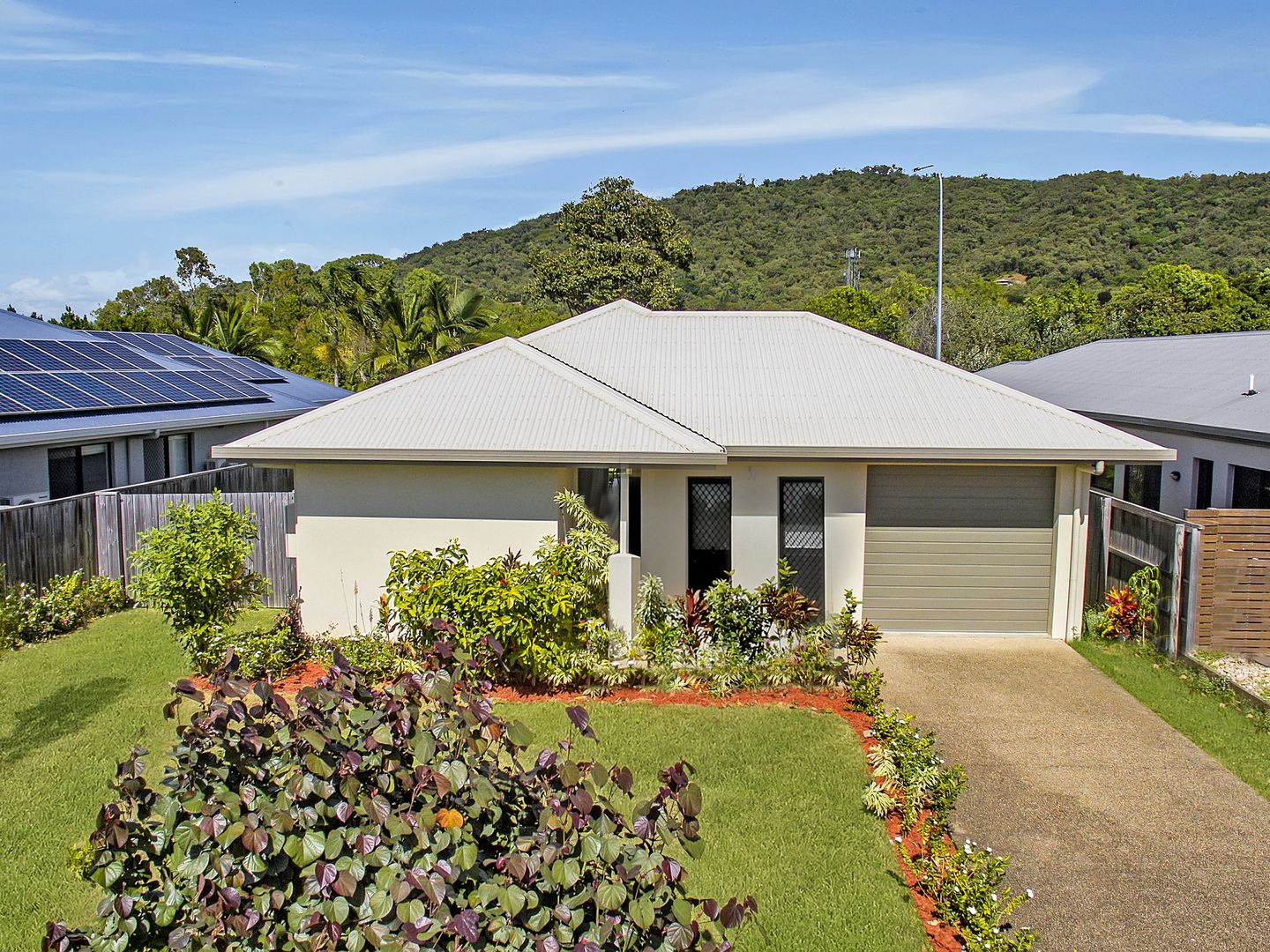 30 Quarterdeck Street, Trinity Beach QLD 4879, Image 2