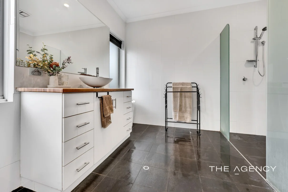 Additional image 18 of 28 Melaleuca Drive, Woorree WA 6530