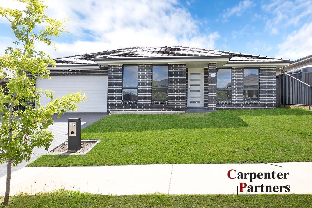 16 Roy Crescent, Thirlmere NSW 2572, Image 0