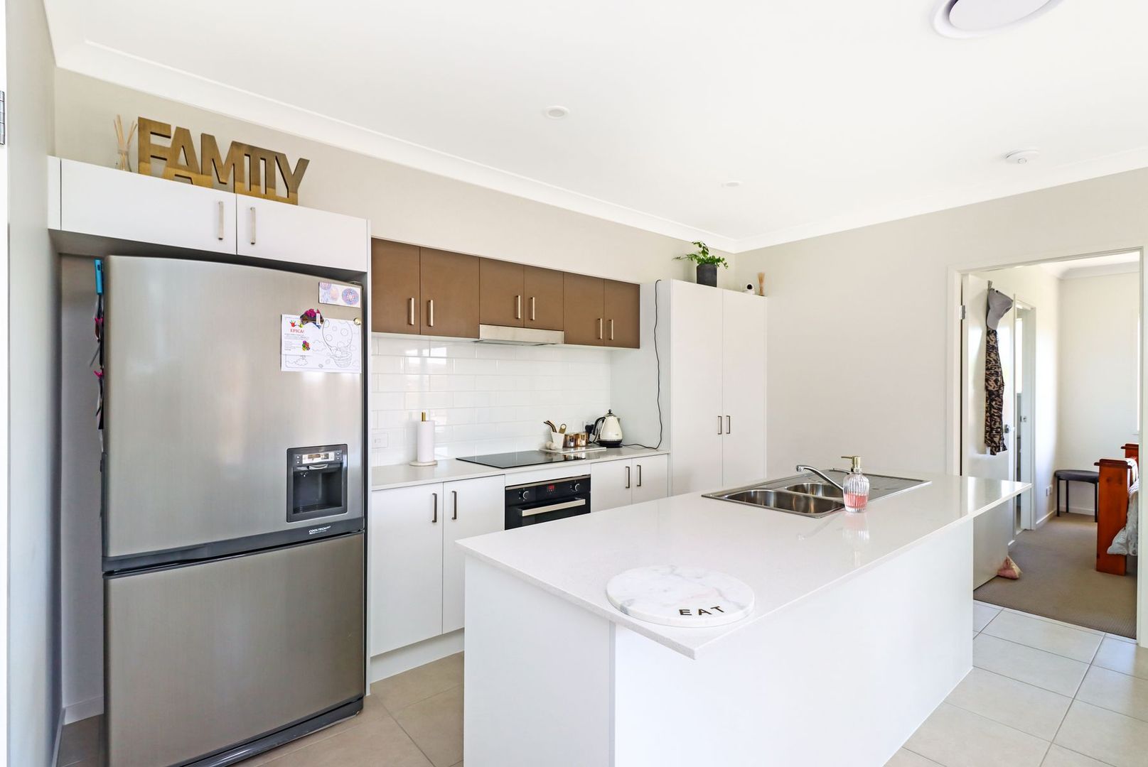 2/138 Exeter, Torquay QLD 4655, Image 2