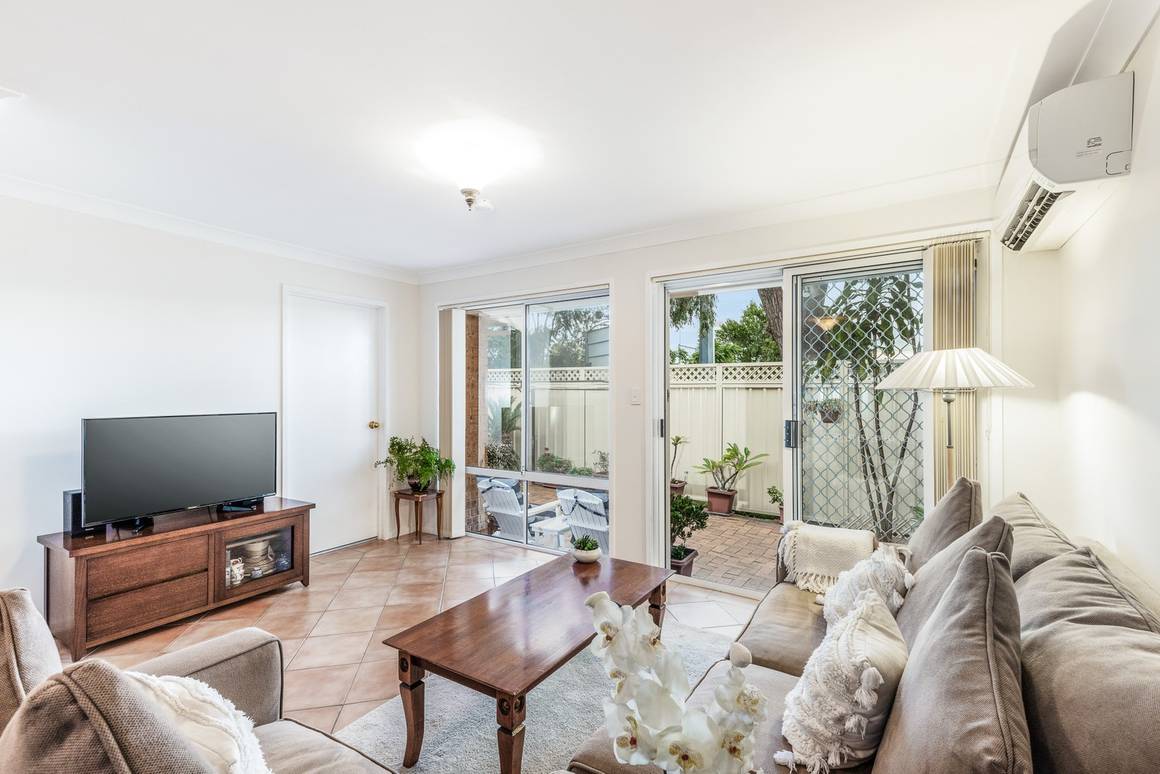 Picture of 4/15-17 Kumbardang Avenue, MIRANDA NSW 2228