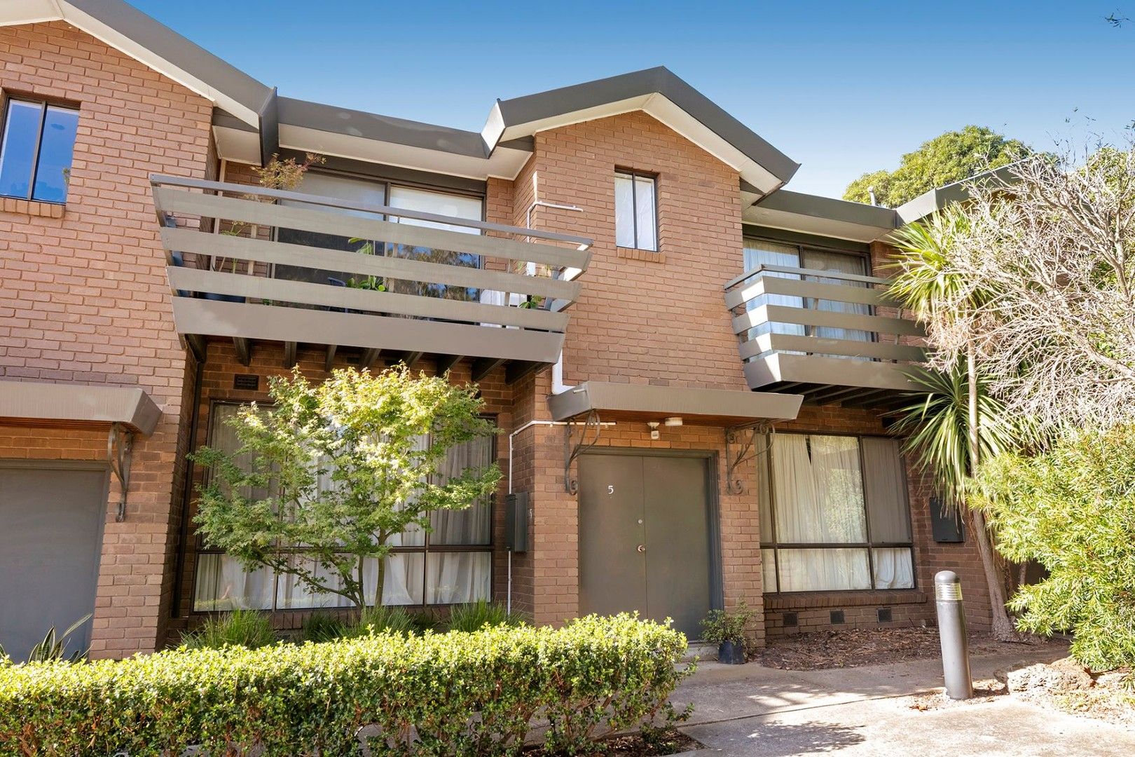 3 bedrooms Townhouse in 5/8 Clarkson Avenue BRIGHTON VIC, 3186