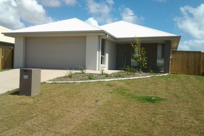 Picture of 52 Newport Parade, BLACKS BEACH QLD 4740