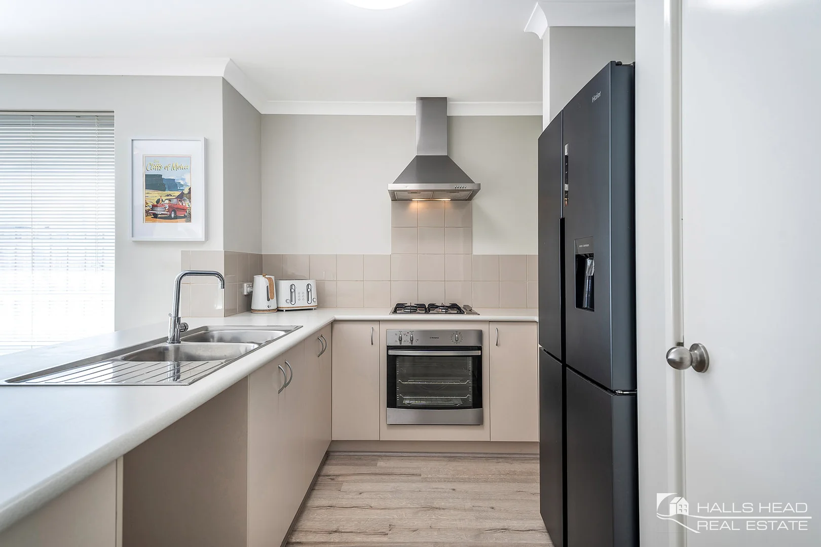 Additional image 7 of 7 Teneriffe Rise, Halls Head WA 6210