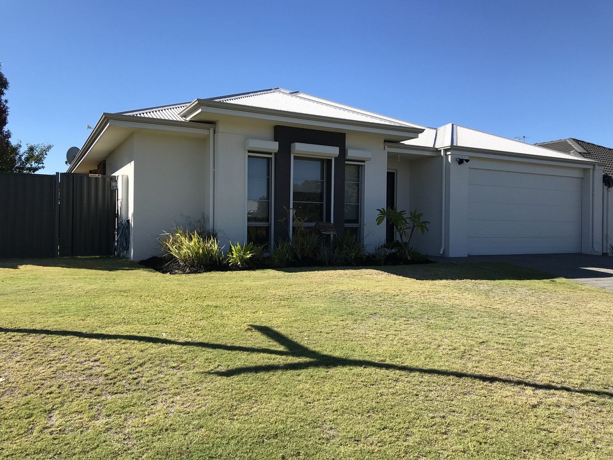 4 bedrooms House in 8 Kennerton Avenue LANDSDALE WA, 6065