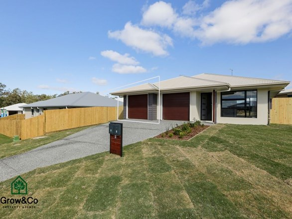 2/4 Wright Crescent, Flinders View QLD 4305