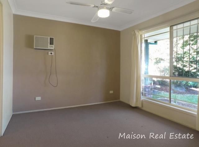 4 Conifer Place, Forest Lake QLD 4078, Image 2