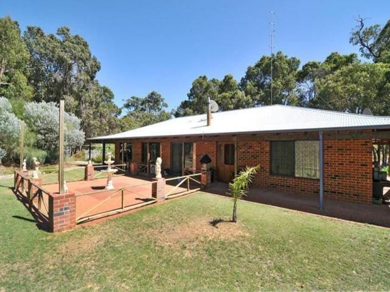 117 Armstrong Hills Drive, Lake Clifton WA 6215, Image 0