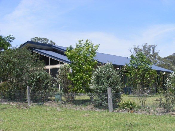 304 Coopers Road, Red Range NSW 2370