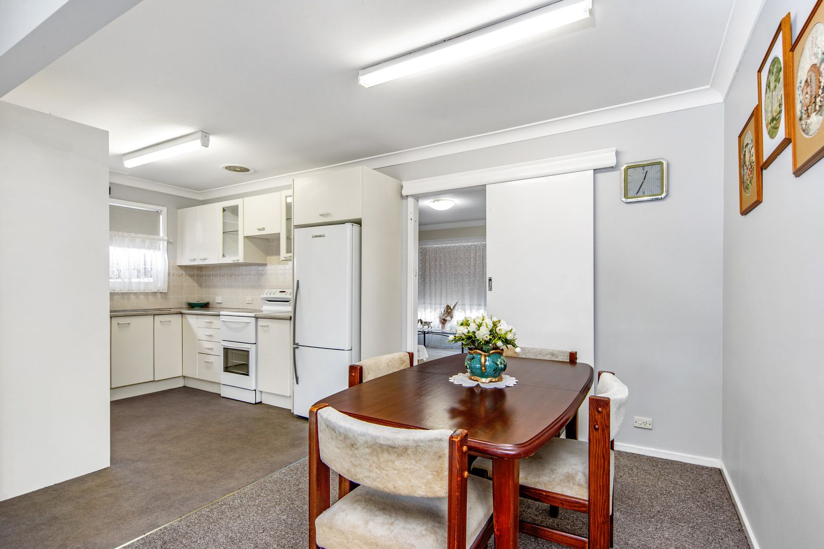 24 Curlew Crescent, Woodberry NSW 2322, Image 2