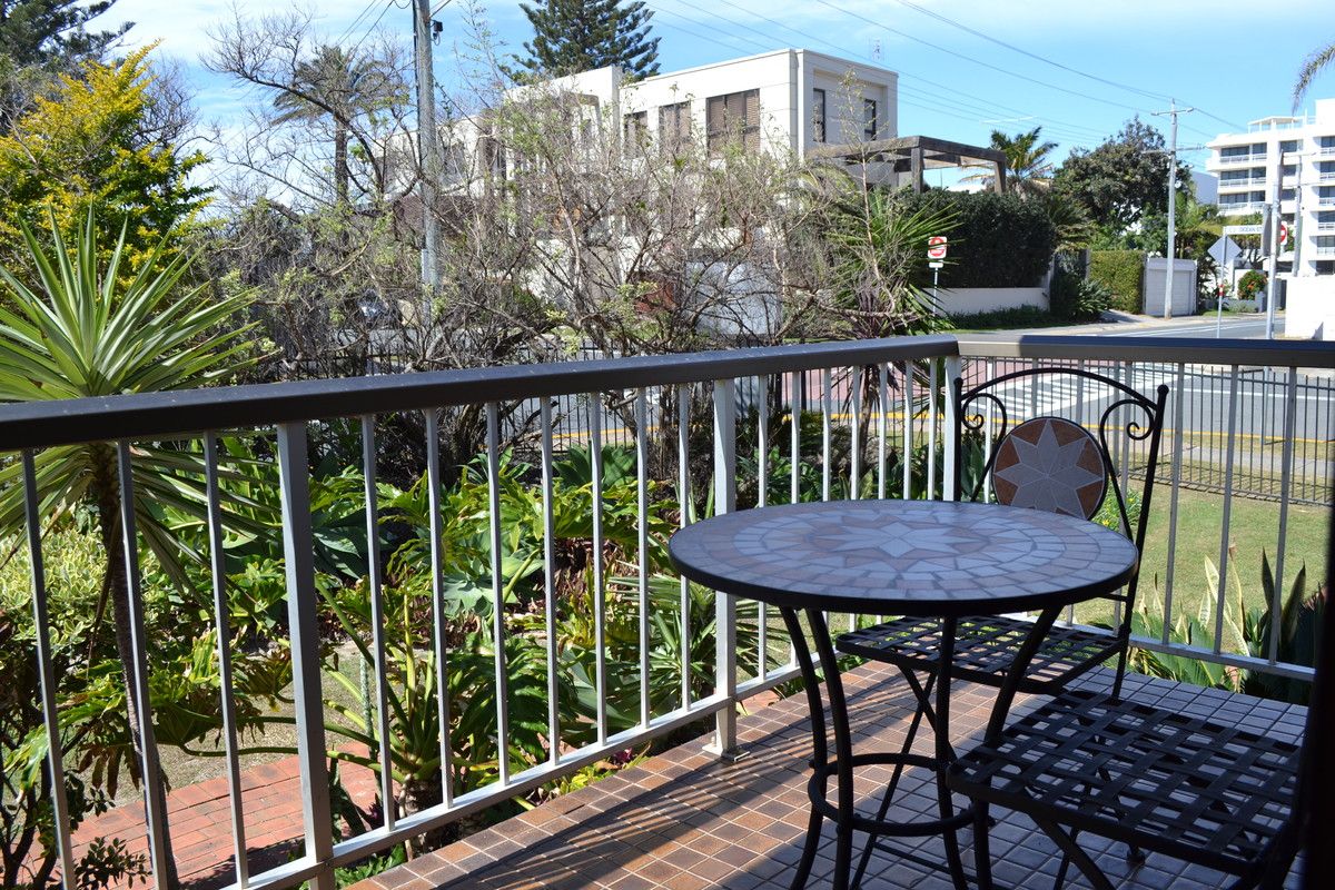 1 bedrooms Apartment / Unit / Flat in 1/3 Ocean Street MERMAID BEACH QLD, 4218