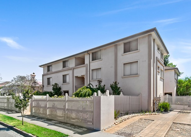 2/25 Gladstone Avenue, Armadale VIC 3143