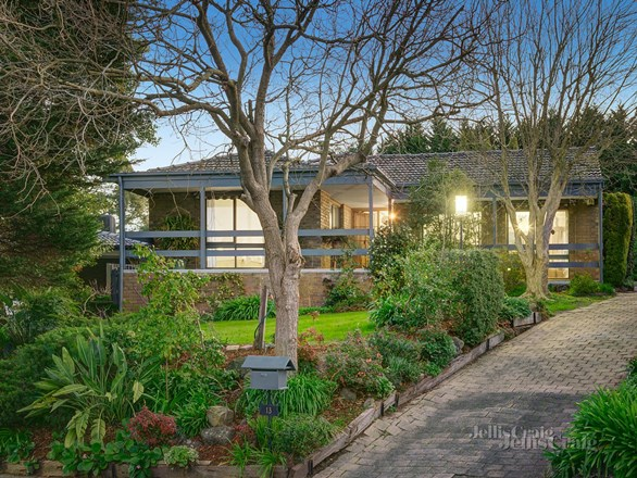 13 Valencia Terrace, Templestowe VIC 3106