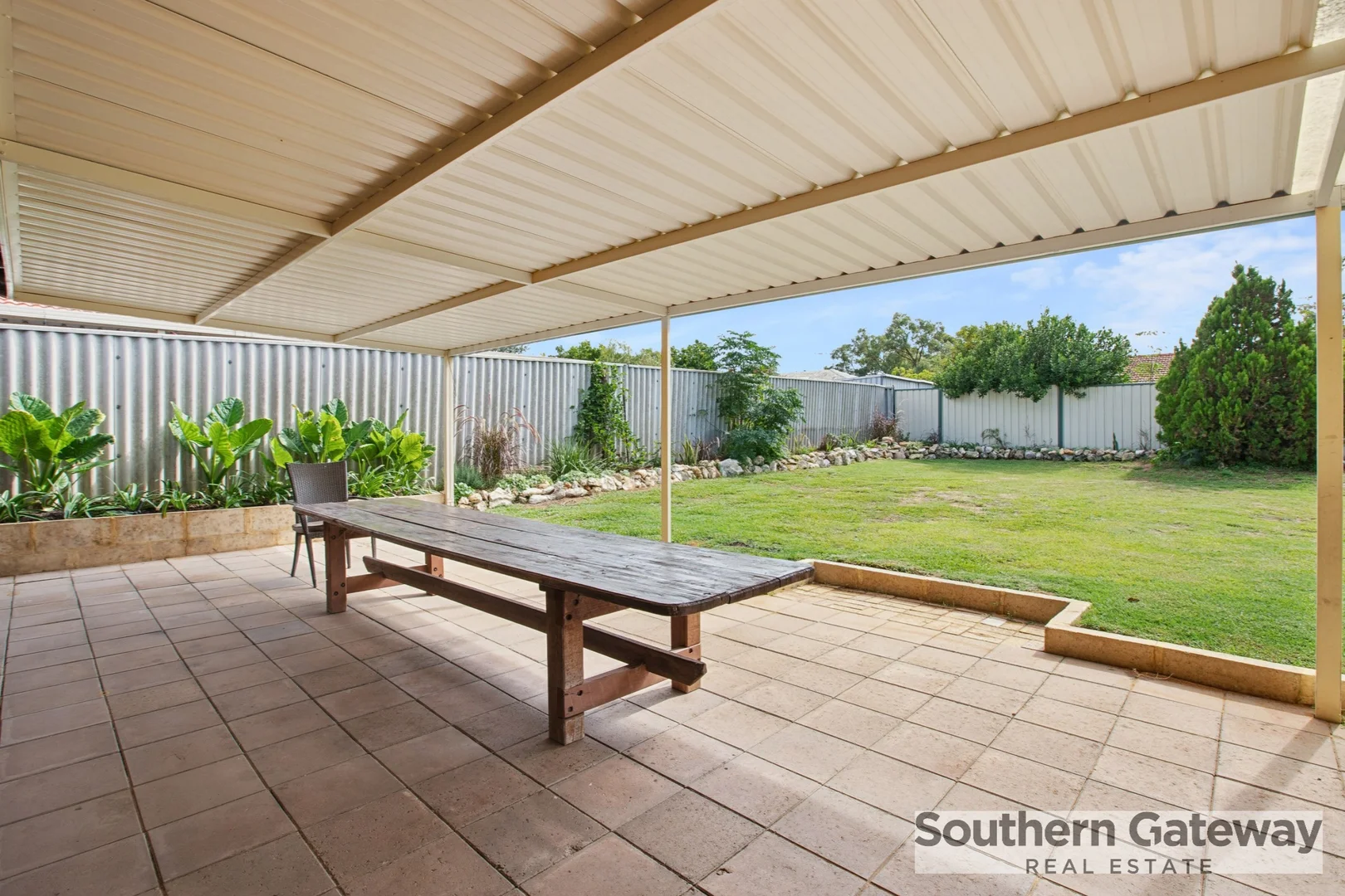 Additional image 19 of 65 Chisham Avenue, Parmelia WA 6167