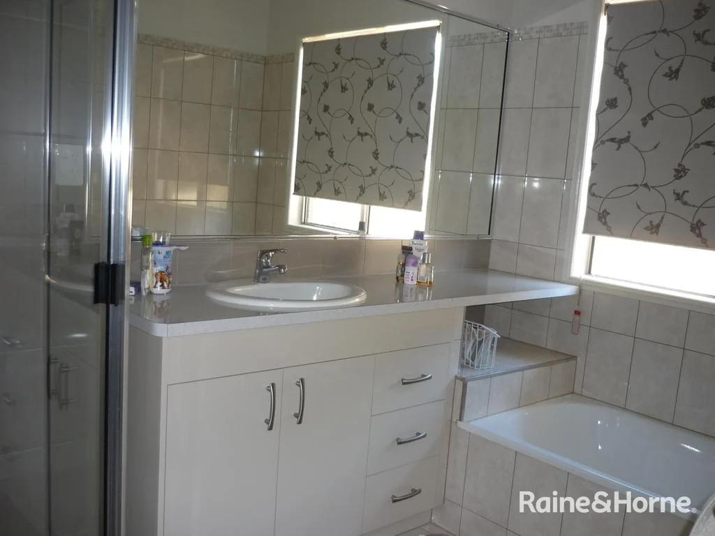 Additional image 4 of 5 Berkshire Lane, Ooralea QLD 4740