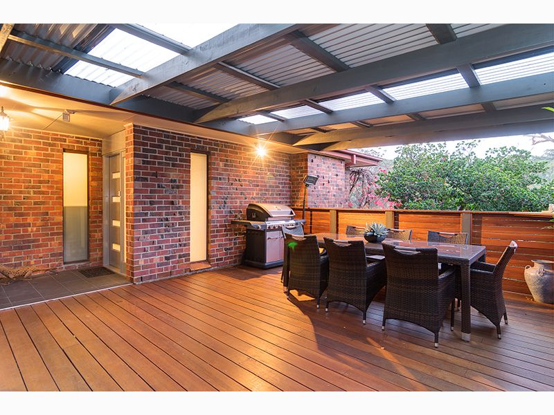 16 Vawser Court, Coromandel Valle Property History & Address Research