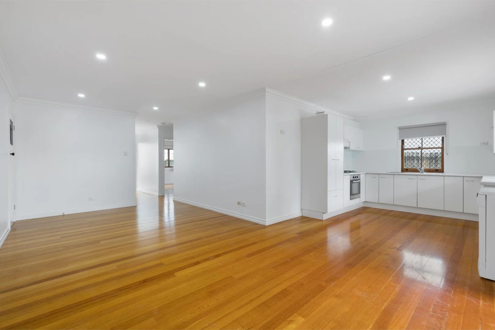 Additional image 3 of 1/17 Villa Street, Annerley QLD 4103