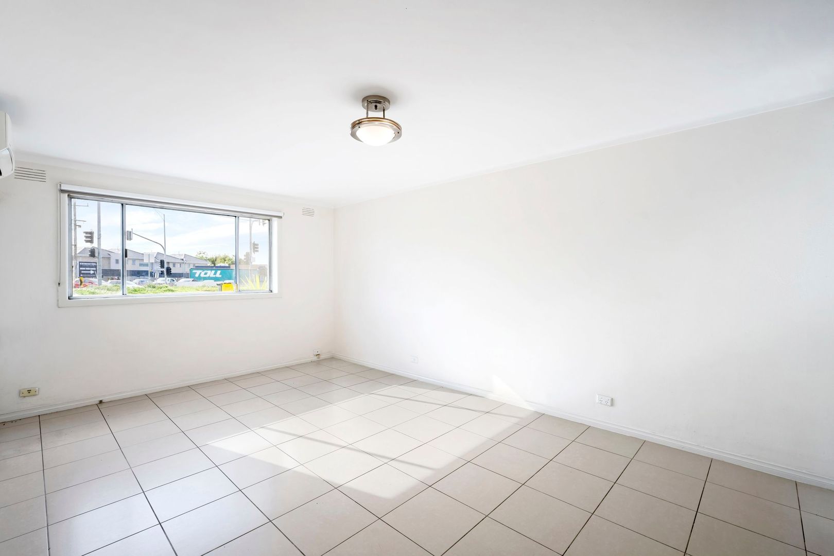 2/77 Canning Street, Avondale Heights VIC 3034, Image 2