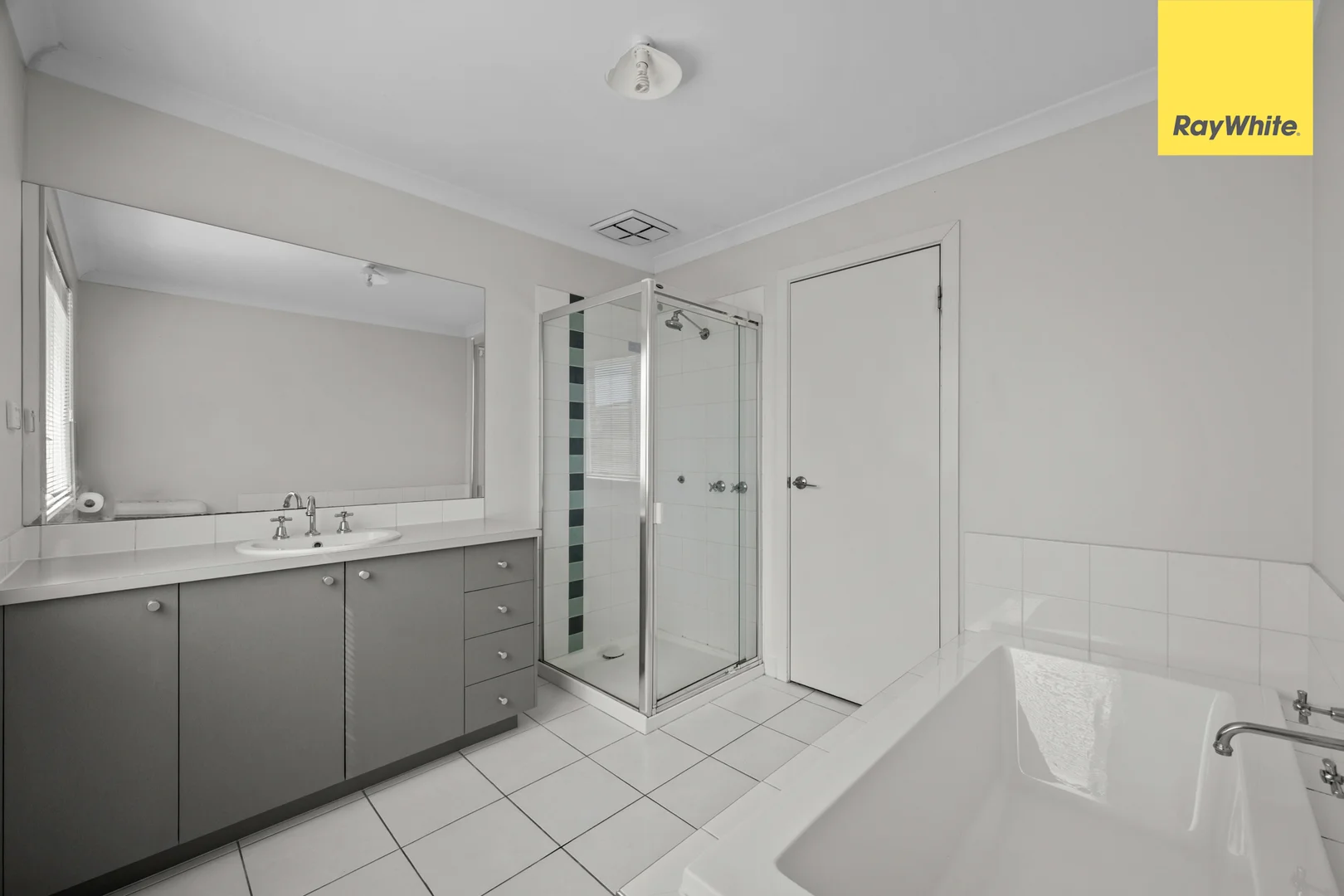 Additional image 11 of 3 Riverina Blvd, Brookfield VIC 3338