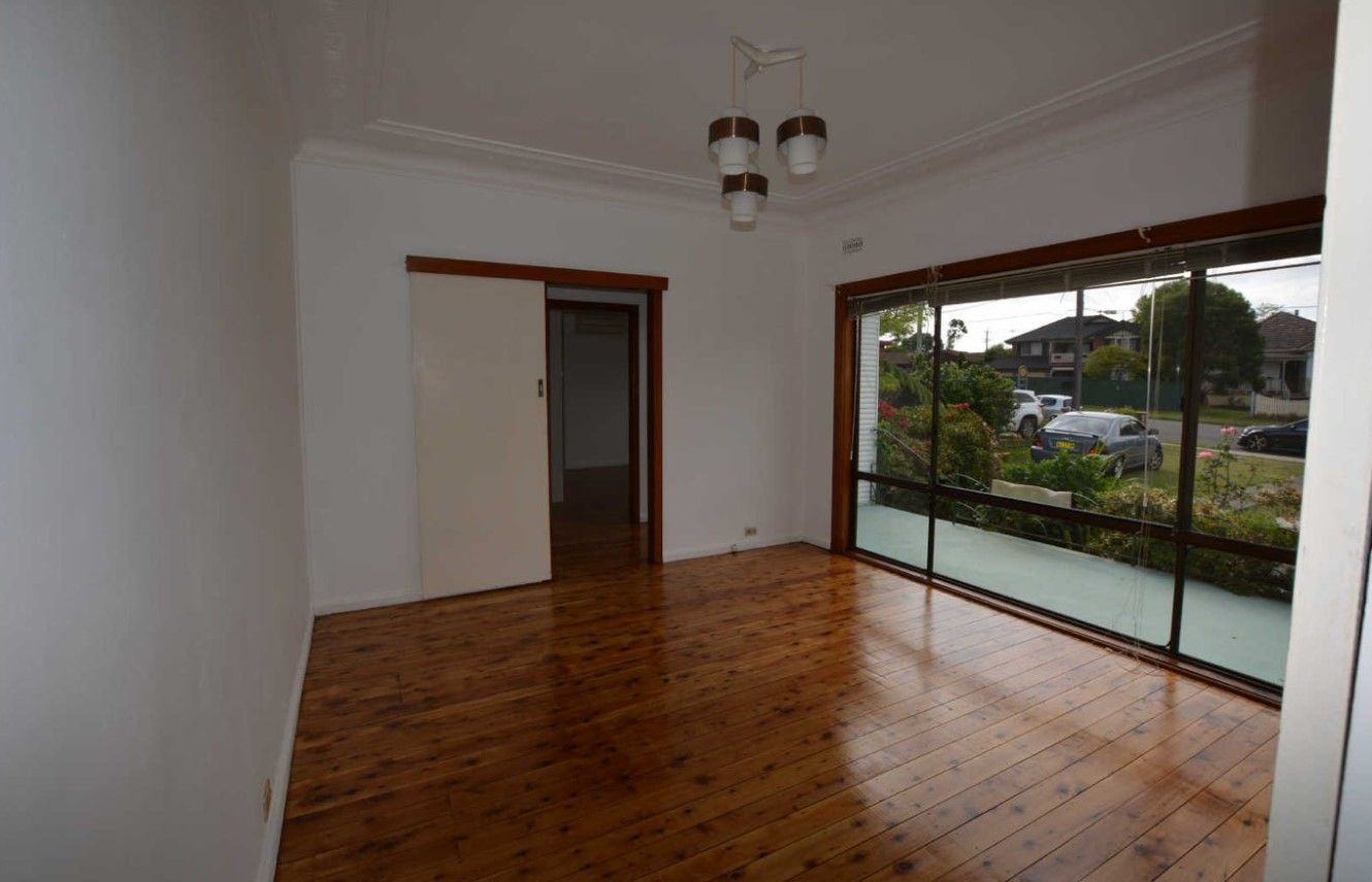 69 Warren Road, Woodpark NSW 2164 House For Rent Domain